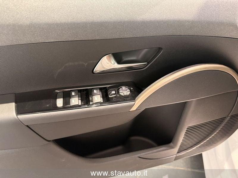 Lancia Ypsilon 1.2 mhev 110cv e-dct
