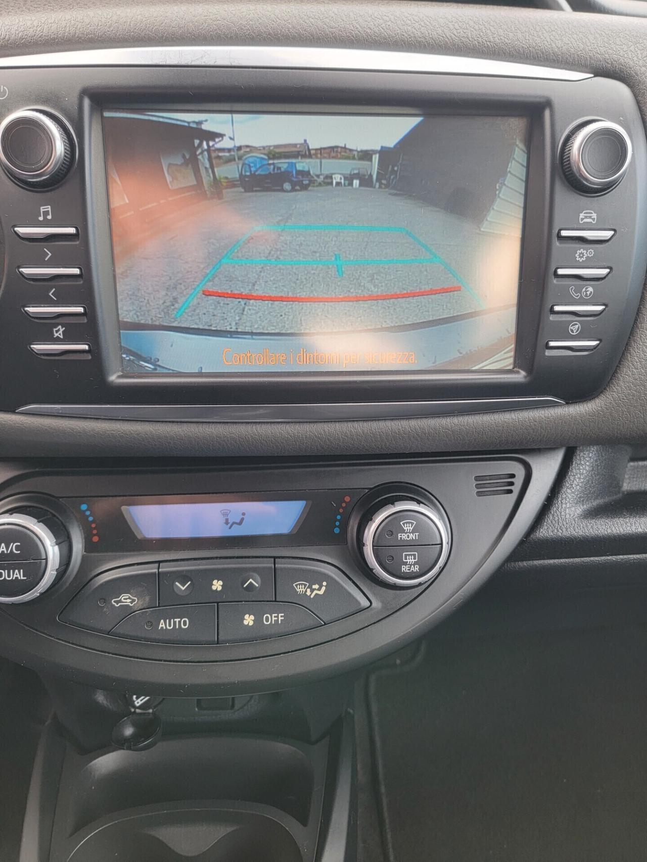 Toyota Yaris 1.5 Hybrid Active SOLO 47 MILA KM !