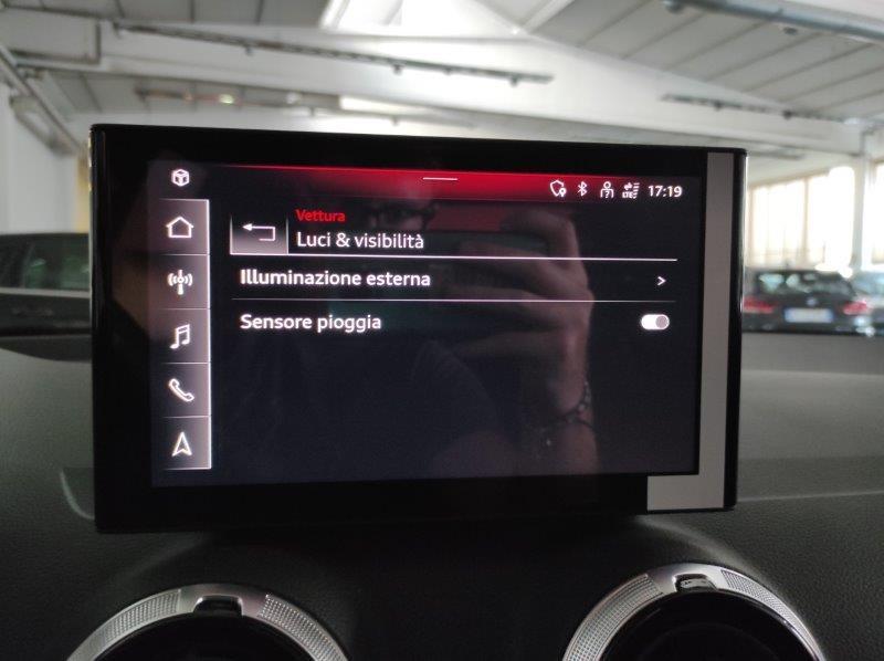 AUDI Q2 - Q2 35 TFSI S tronic Identity Black