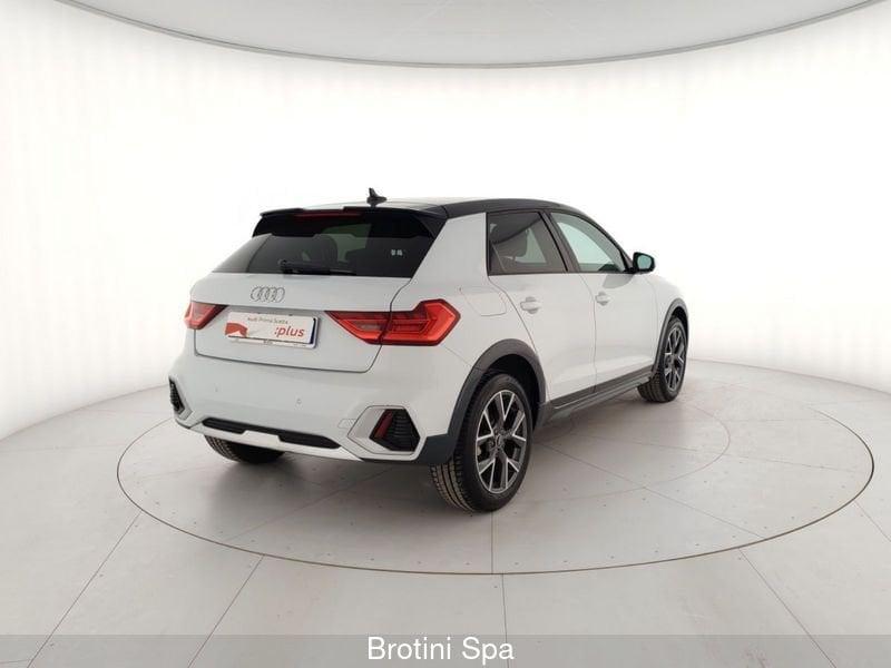 Audi A1 citycarver 30 TFSI S tronic Admired