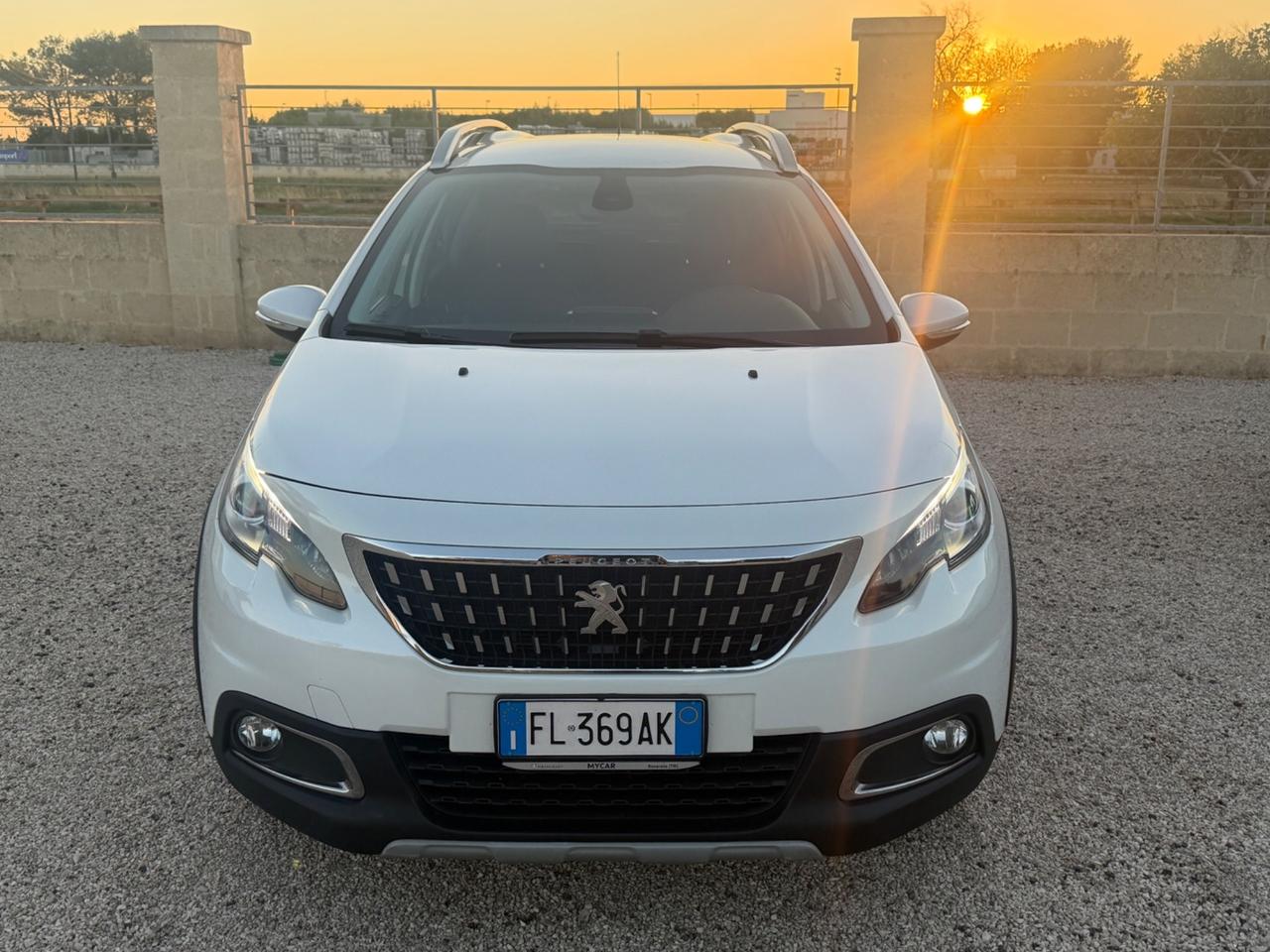 Peugeot 2008 BlueHDi 120 S&S Black Matt