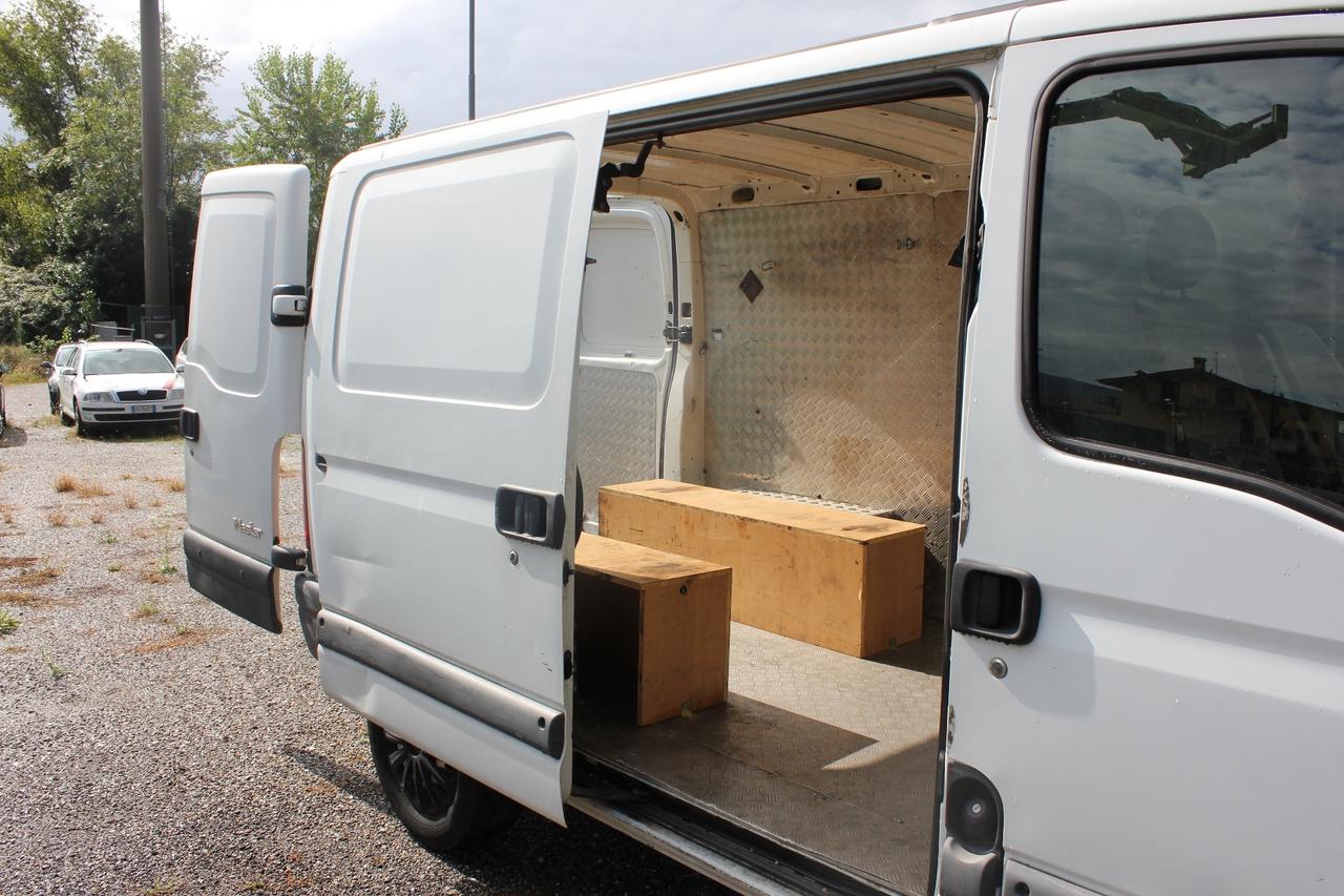 Renault Master 35 120CV 2.5 dCi PC-TN FURGONE ICE
