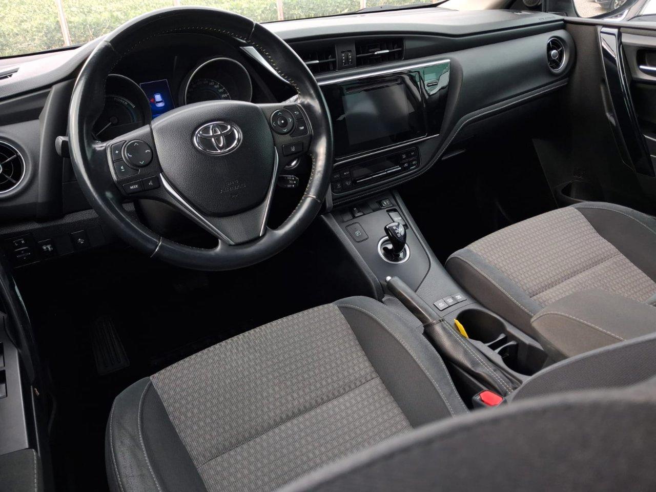 Toyota Auris 5 Porte 1.8h Style cvt