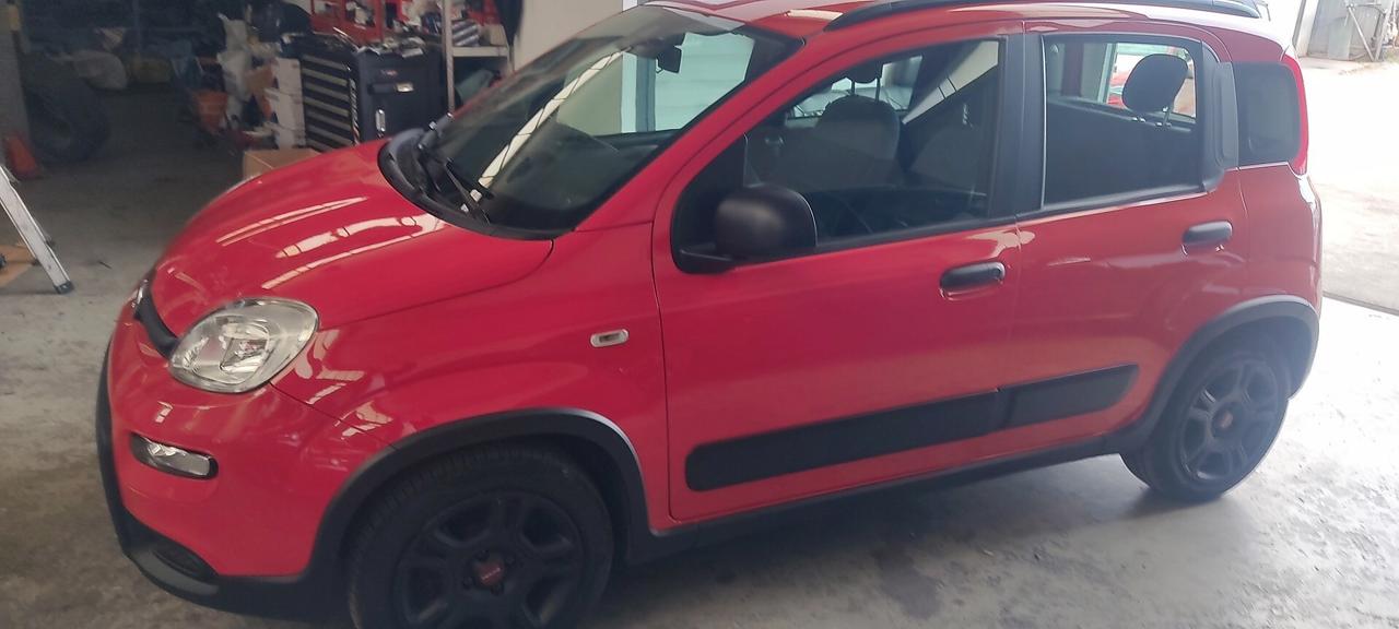 FIAT PANDA LOUNGE CROSS 1.2 BENZINA GPL