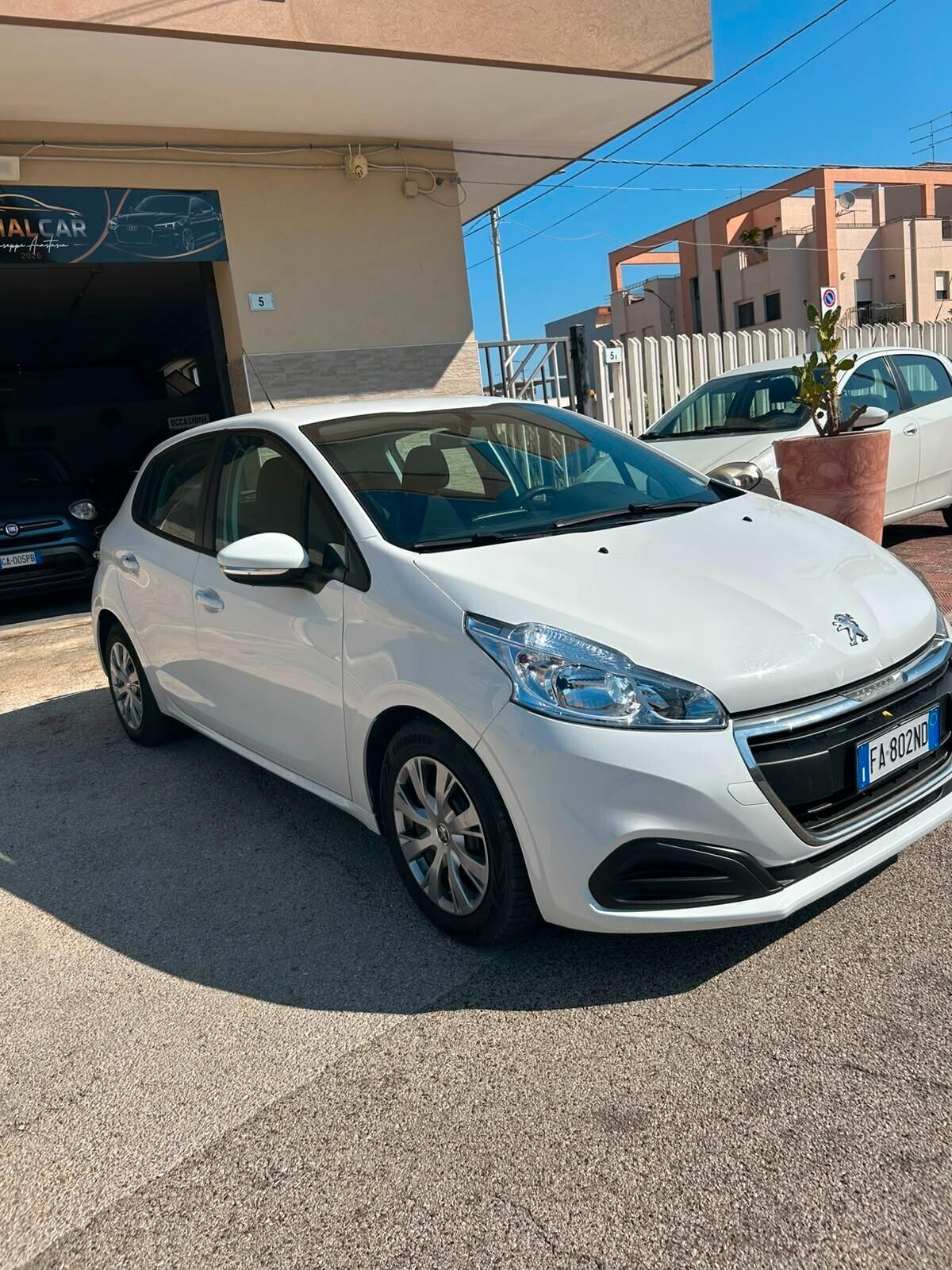 Peugeot 208 1.4 HDi 68 CV 5 porte Active