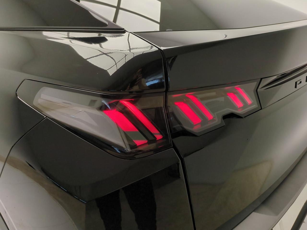 Peugeot 3008 Hybrid 136 e-DCS6 Allure