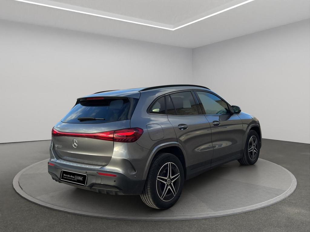 Mercedes EQA 250+ Premium