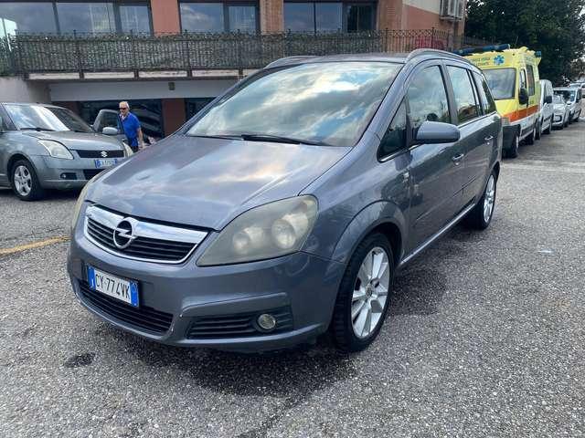 Opel Zafira Zafira II 2005 1.9 cdti Cosmo 120cv