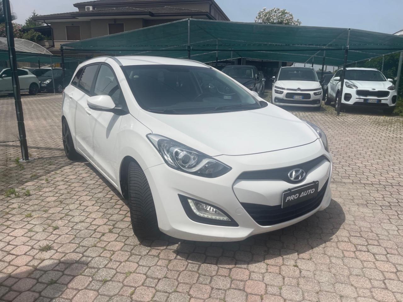 Hyundai i30 Wagon 1.6 CRDi Go! Brasil