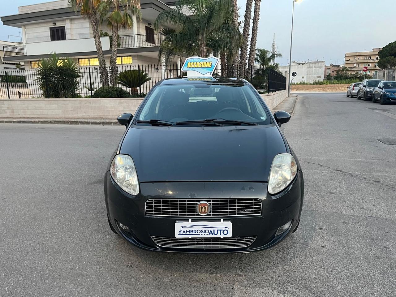 Fiat Grande Punto 1.3 MJT 75 CV 5 porte Dynamic