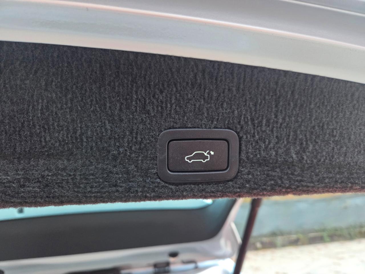 Volvo XC 60 XC60 D4 181cv Geartronic Momentum