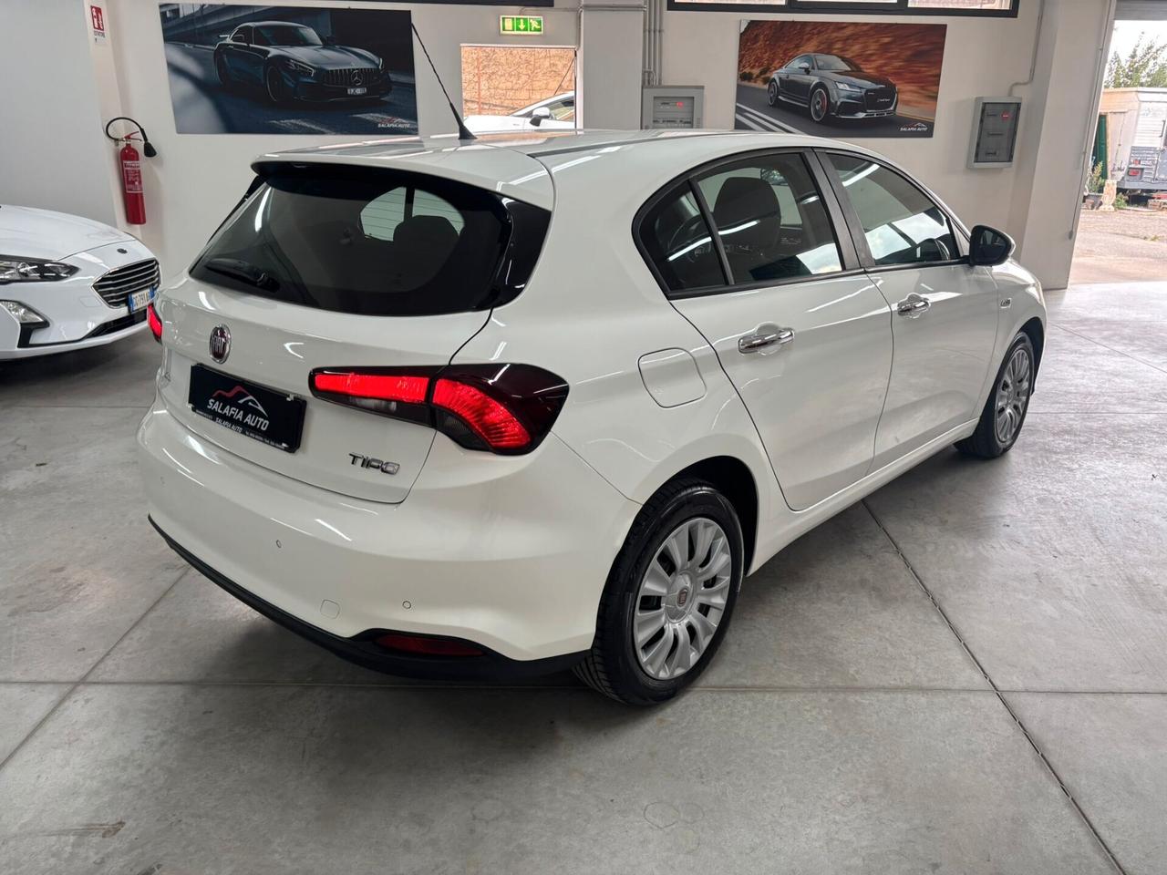 Fiat Tipo 1.3 Mjt S&S 5 porte Easy