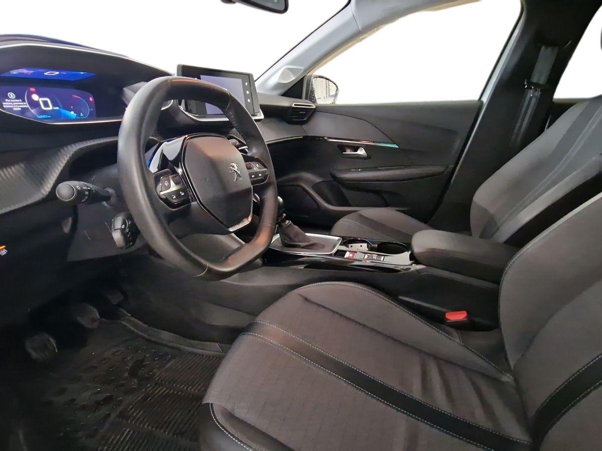 PEUGEOT 208 1.5 GT-LINE