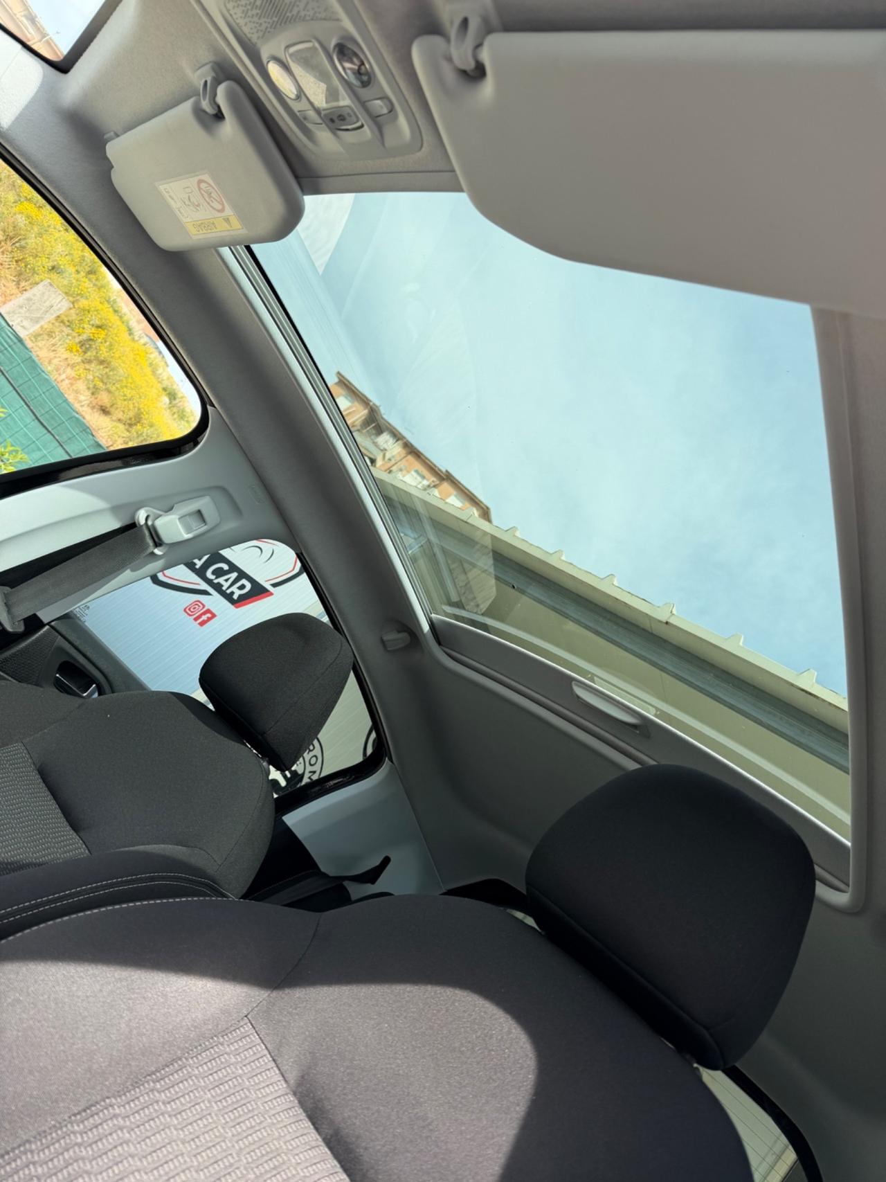 Peugeot 208 PureTech 82 5 porte Allure