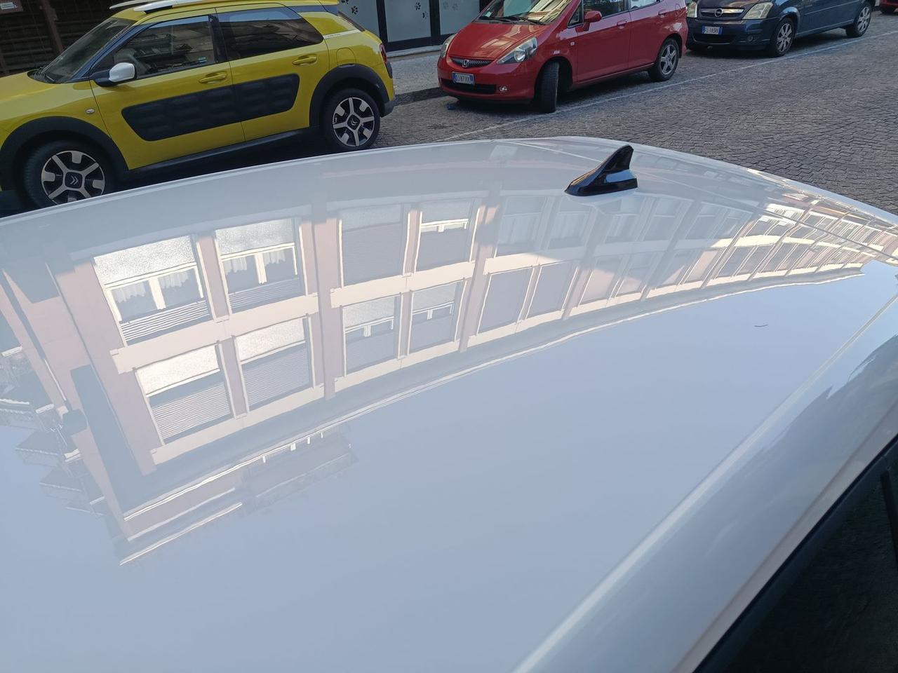 Volkswagen Golf Ultimate 2.0 TSI GTI #10337