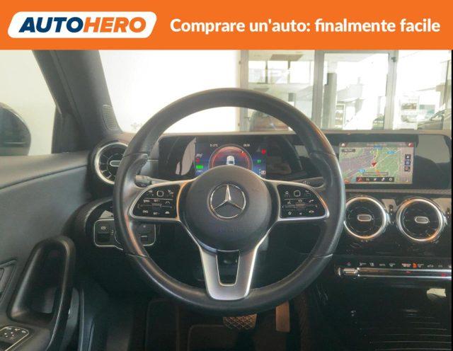 MERCEDES-BENZ A 250 e Automatic EQ-Power Business