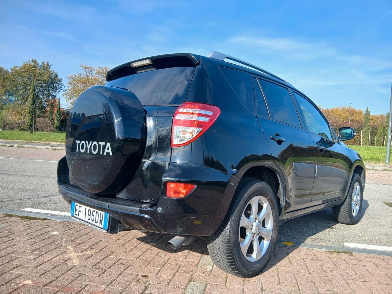 Toyota RAV 4 RAV4 Crossover 2.2 D-4D 150 CV DPF Exclusive