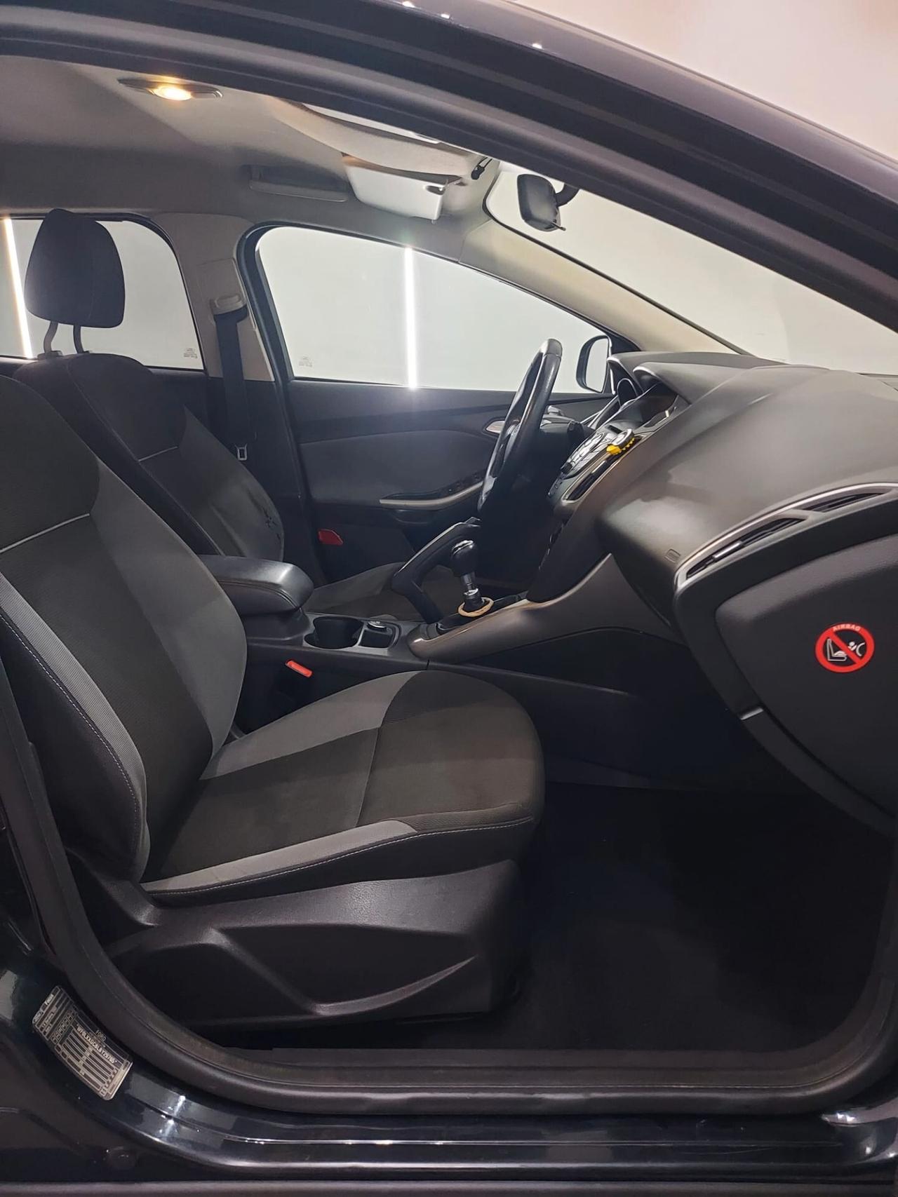Ford Focus 1.6 TDCi 115 CV SW PLUS 2011