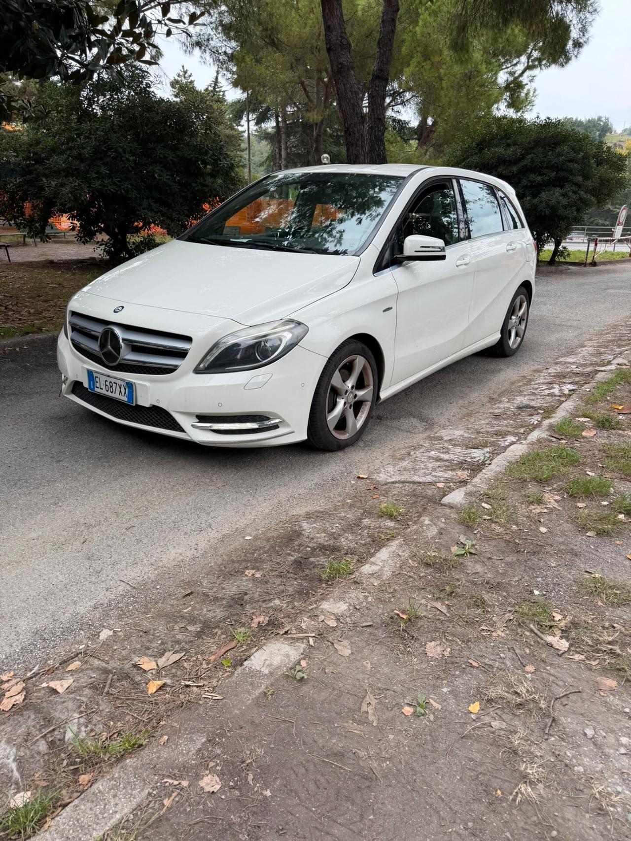 Mercedes-benz B 180 CDI BlueEFFICIENCY Premium
