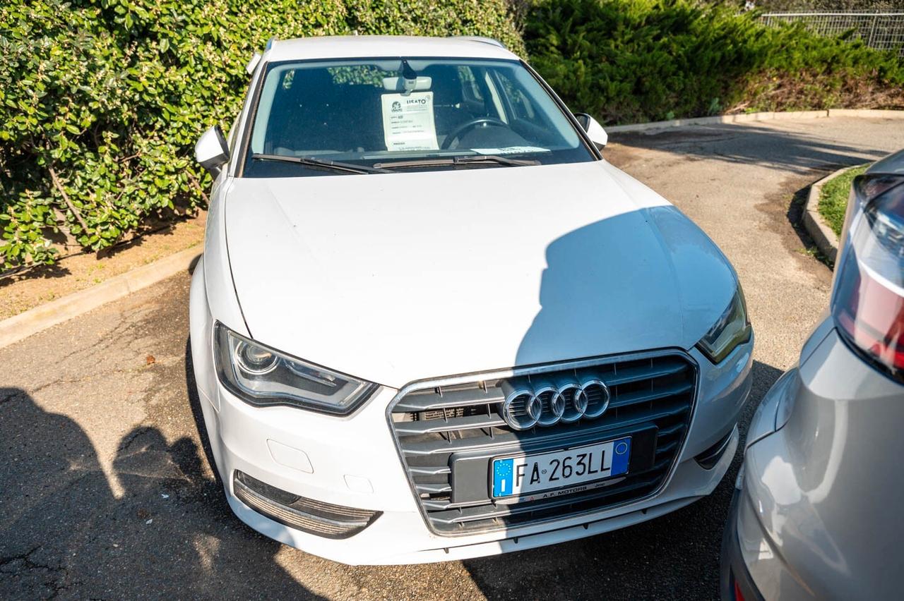 Audi A3 SPB 1.6 TDI clean diesel S tronic Attraction