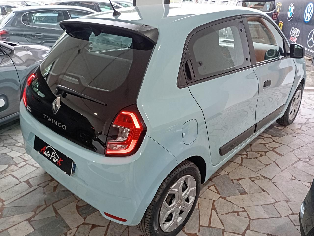 Renault Twingo 1.0 SCe 65CV Duel