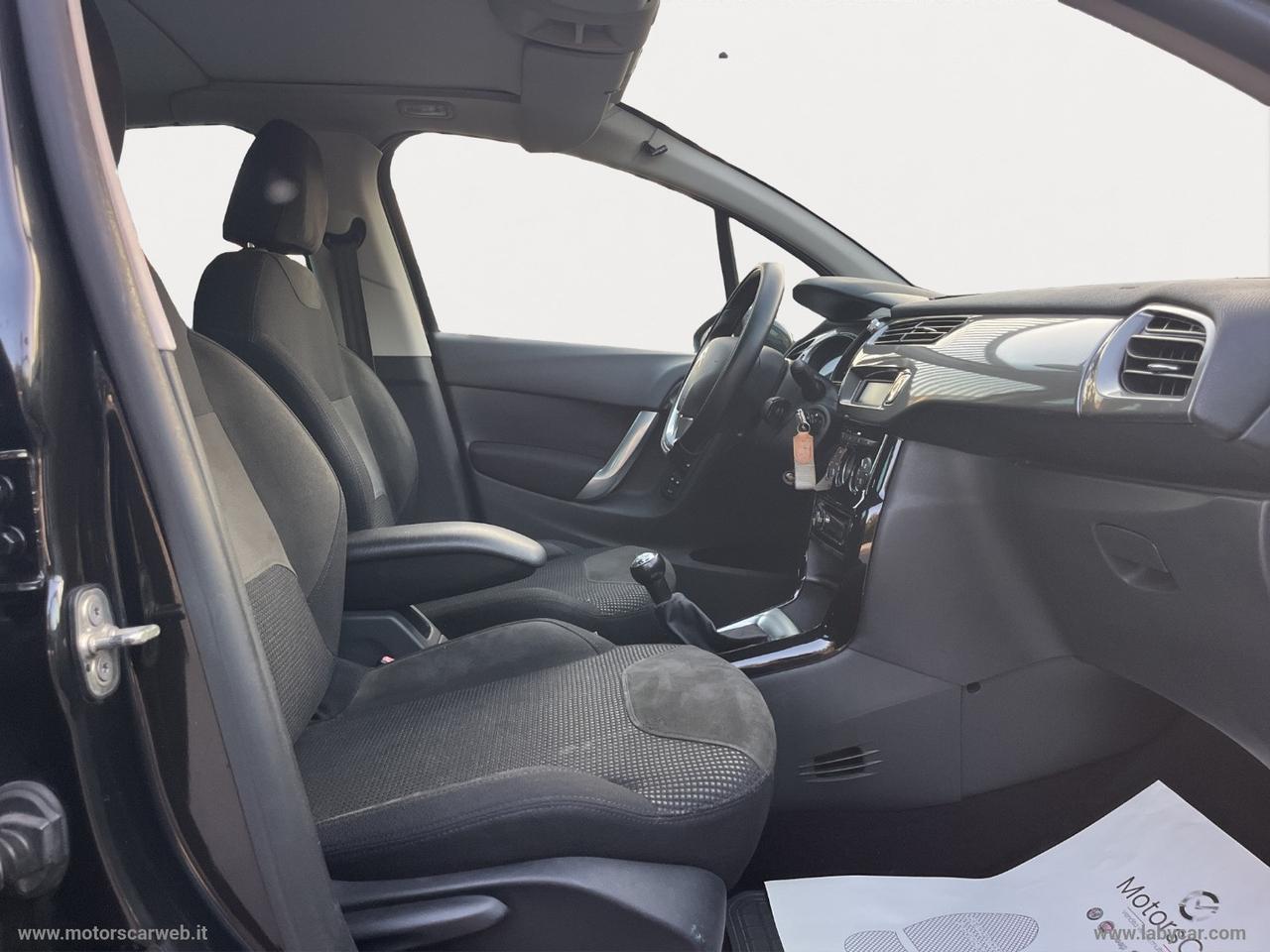 CITROEN C3 1.4 Exclusive Style