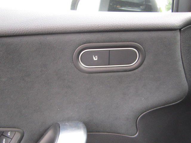 MERCEDES-BENZ A 180 d Automatic AMG Line Premium Plus