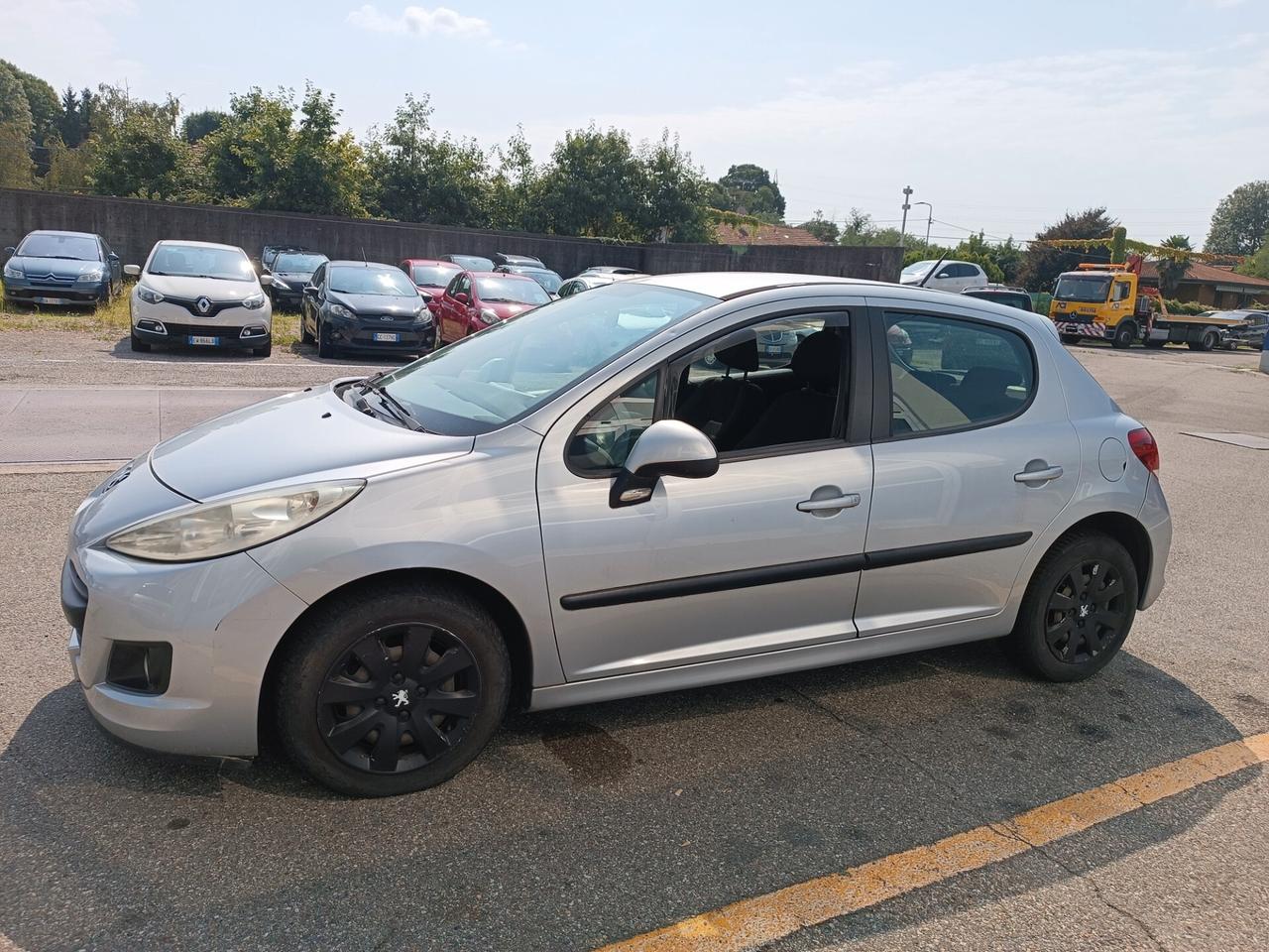 Peugeot 207 1.4 8V 75CV 3p. X Line ECO GPL