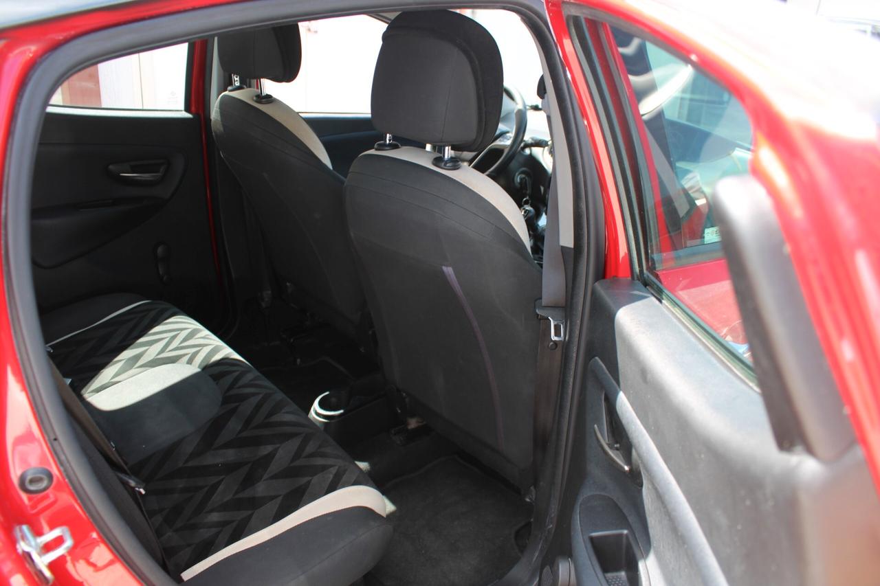 Lancia Ypsilon 1.3 MJT 16V 95 CV 5 porte S&S Unyca