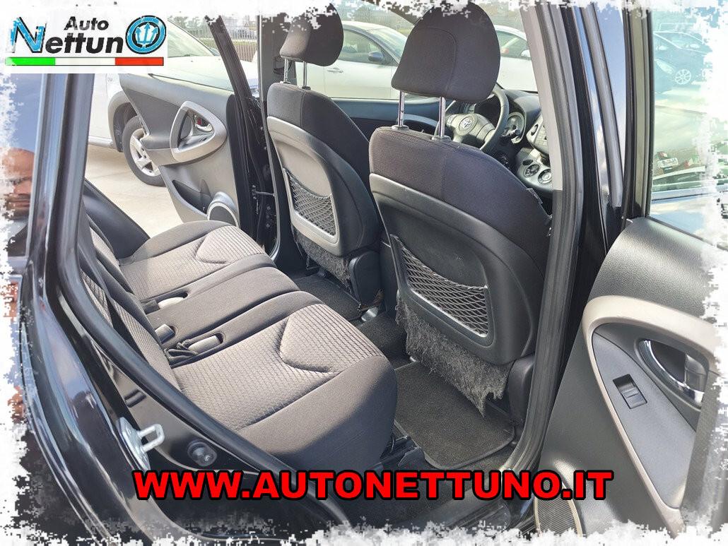 Toyota RAV 4 RAV4 2.2 D-4D 177 CV Luxury