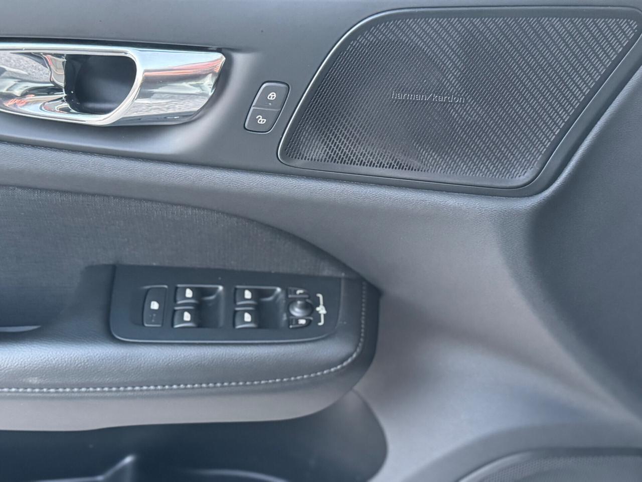 Volvo V60 Cross Country D4 AWD Automatico !