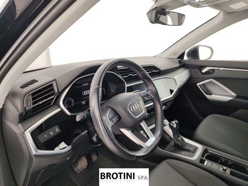 Audi Q3 1.5 35 TFSI Business Advanced S-Tronic
