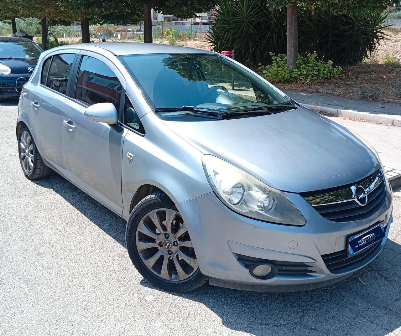 Opel Corsa 1.2 80CV 5 porte GPL