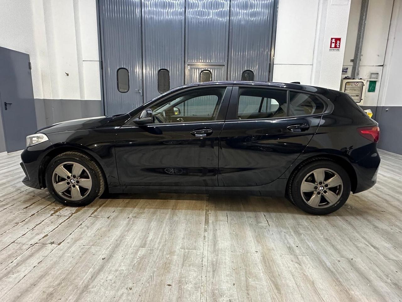 Bmw 116d 5p. Business