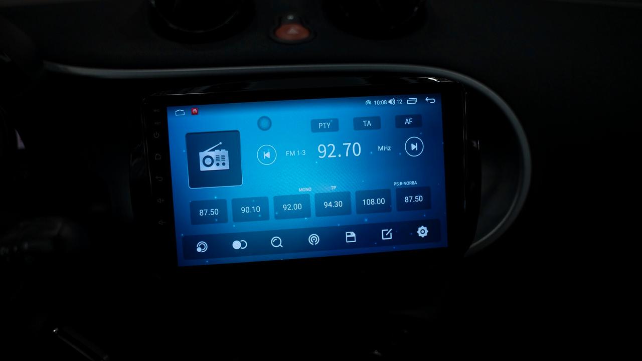 Smart ForFour 1.0 PASSION 71CV TWINAMIC AUTO NAVI LED FULL OPTIONAL