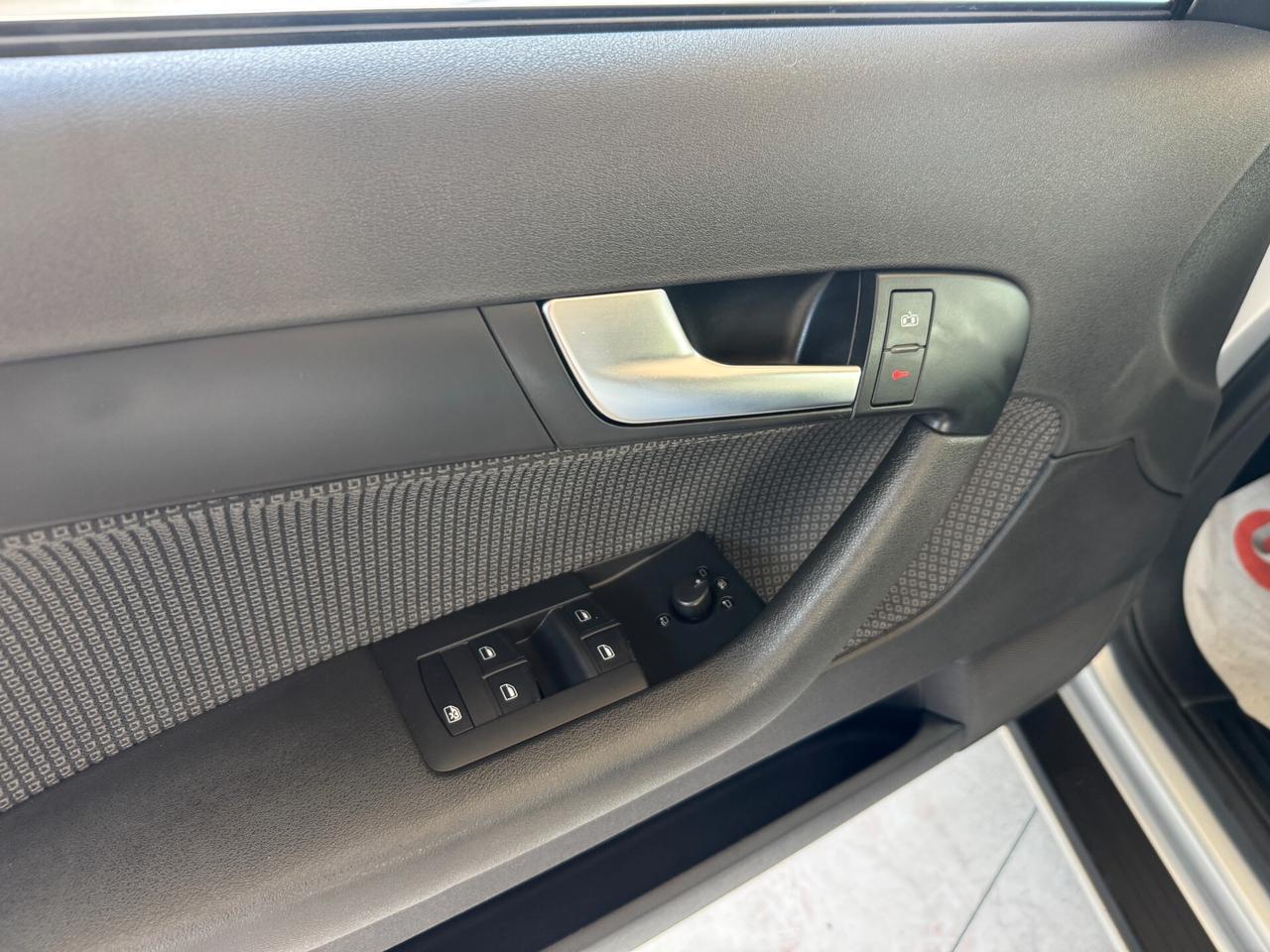 Audi A3 1.6 Attraction