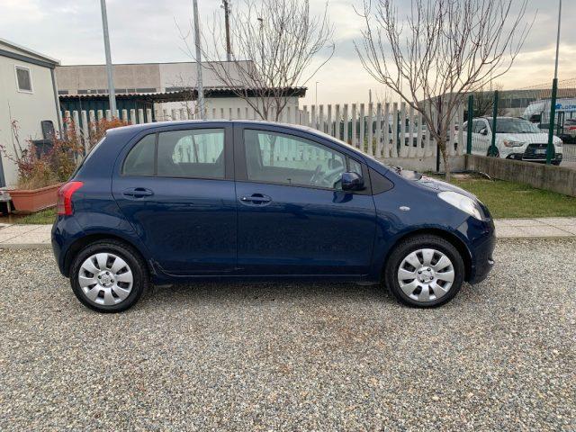 TOYOTA Yaris 1.0 5 porte Sol