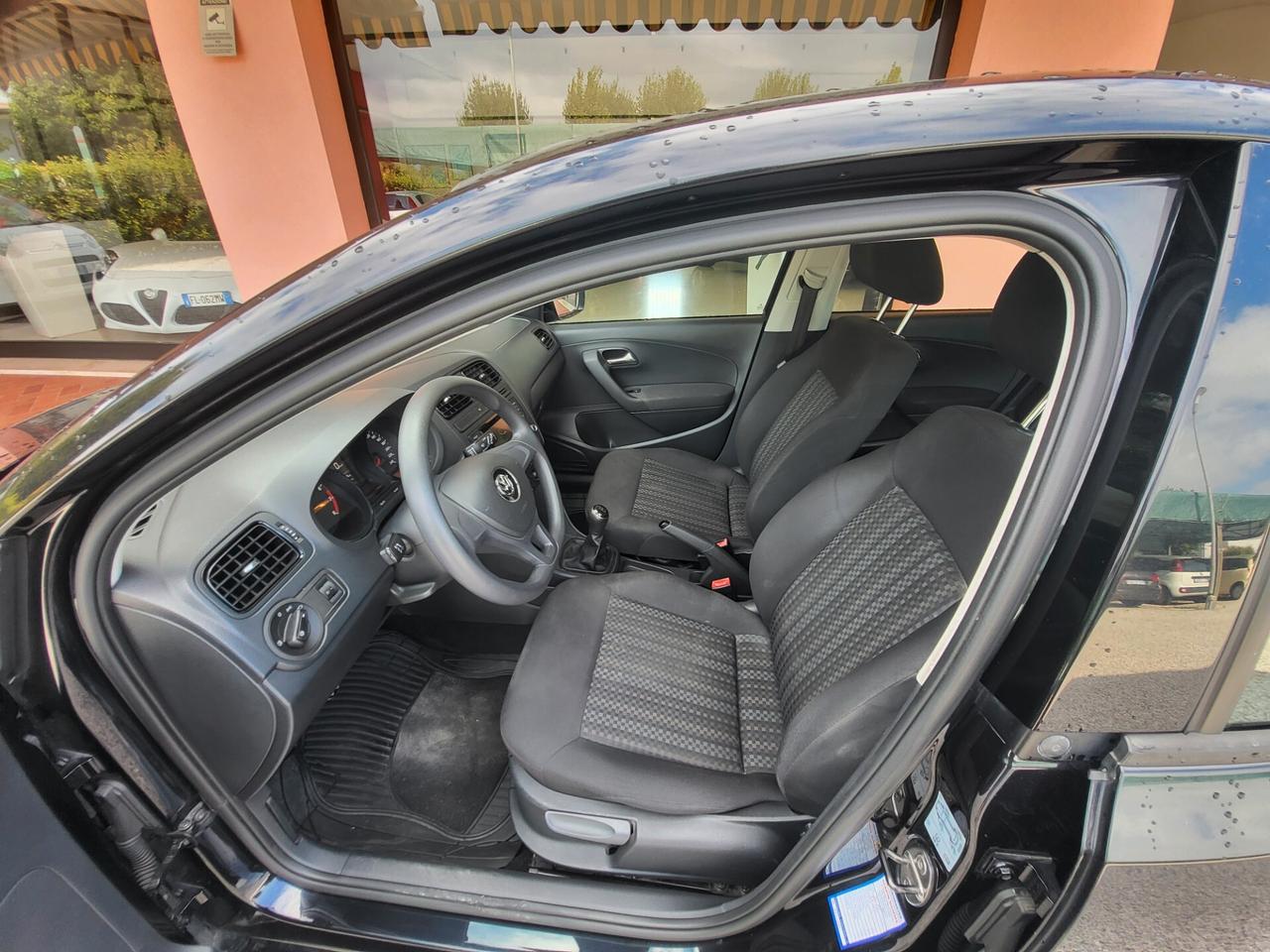 Volkswagen Polo 1.0 MPI 5p. Business