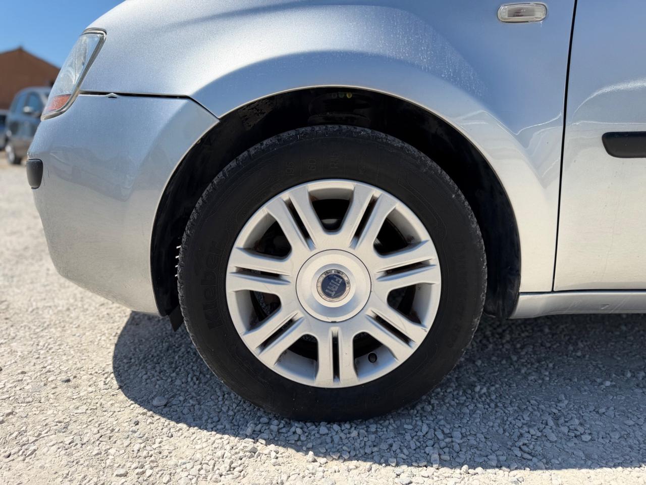 Fiat Idea 1.4 Dynamic 50.000 KM !!