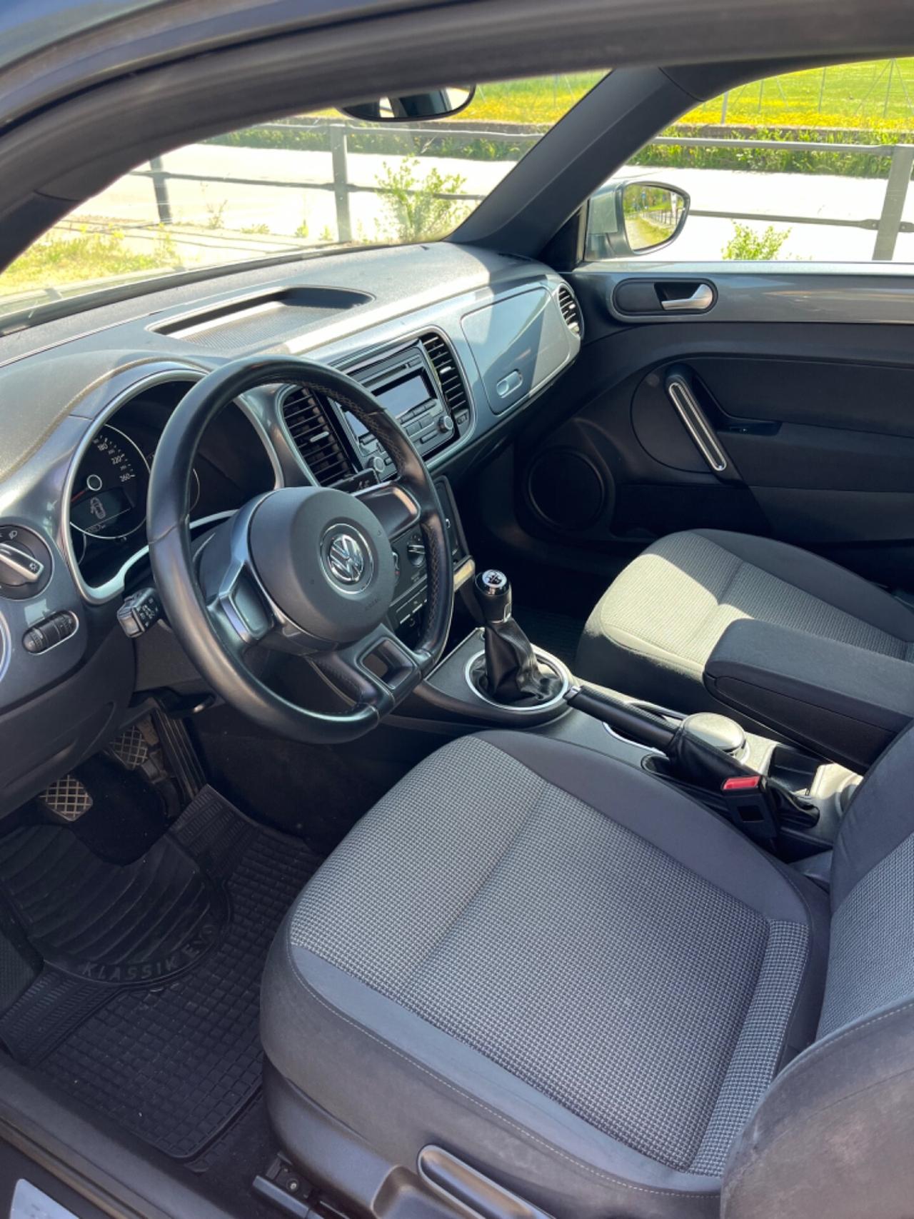 Volkswagen Maggiolino 1.6 TDI Design