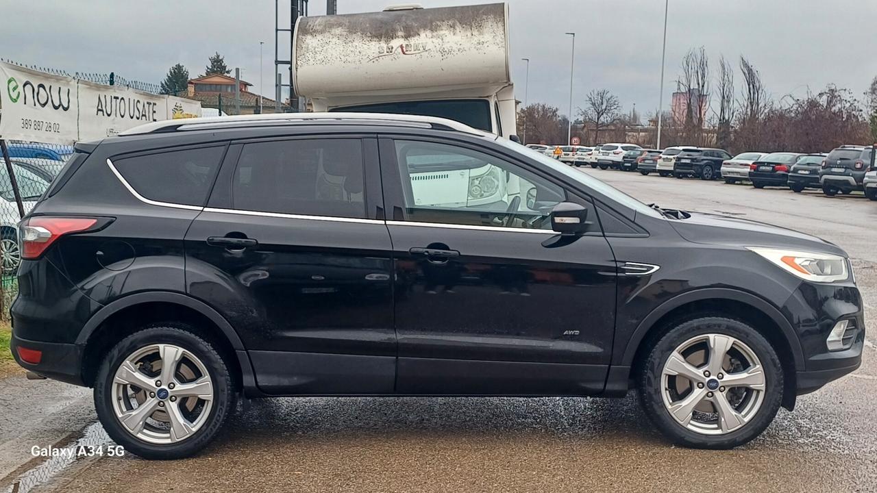 Ford Kuga 2.0 TDCI 150 CV S&S 4WD Powershift Vignale