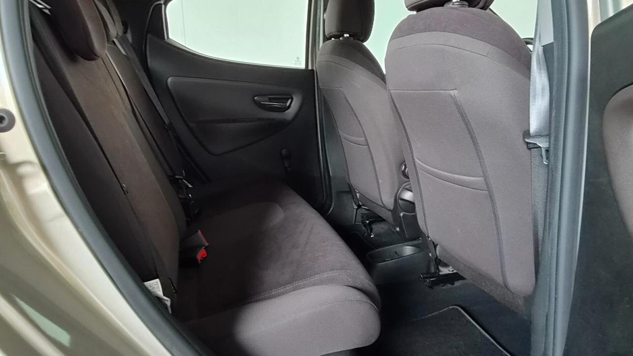 Lancia Ypsilon 1.2 69 CV 5 porte S&S Gold