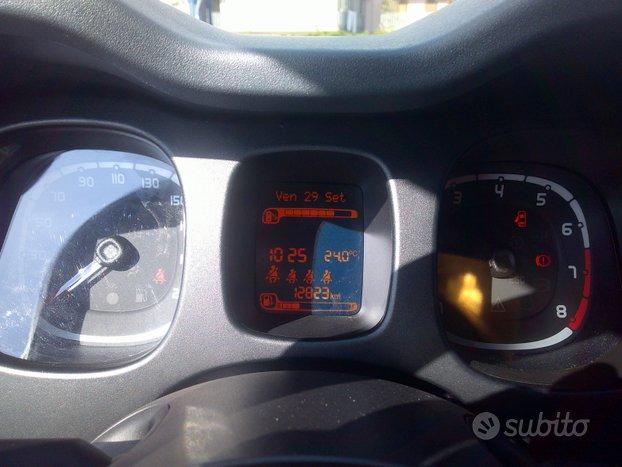 Fiat Panda 1.0 69cv firefly hybrid schermo touch 7"