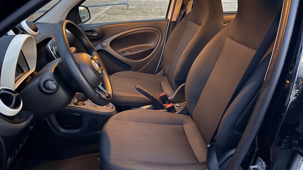 Smart ForFour EQ Prime Nightsky