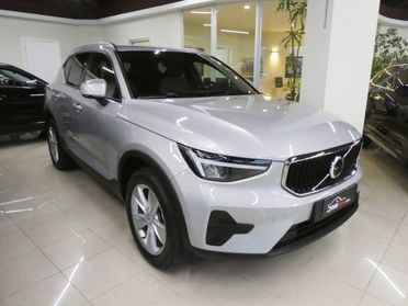 VOLVO XC40 1.5 T2 129Cv Momentum - LED, Navi, Cockpit, Traino