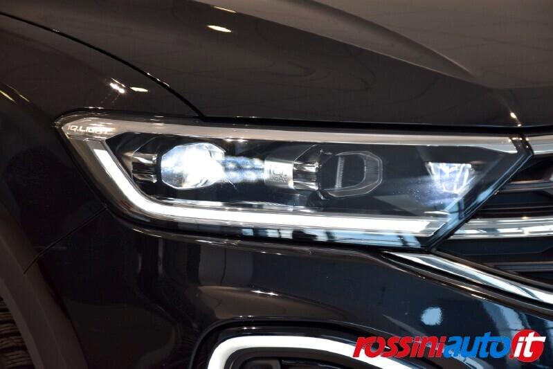 VOLKSWAGEN T-ROC 1.0 TSI 110 CV STYLE + R18 TECH PACK PRIVACY
