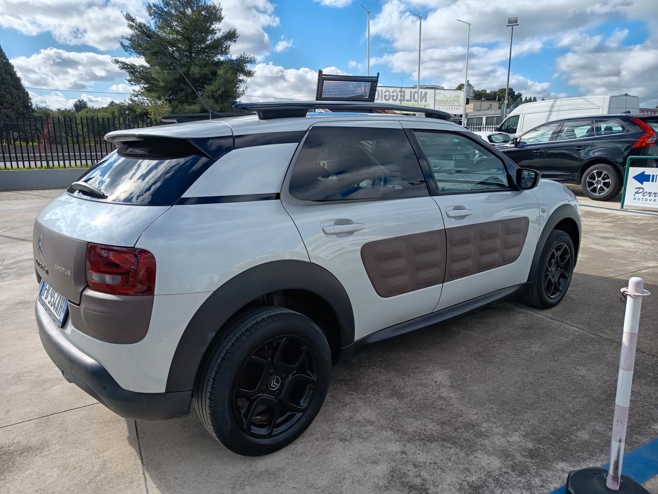 Citroen C4 Cactus BlueHDi 100 Shine