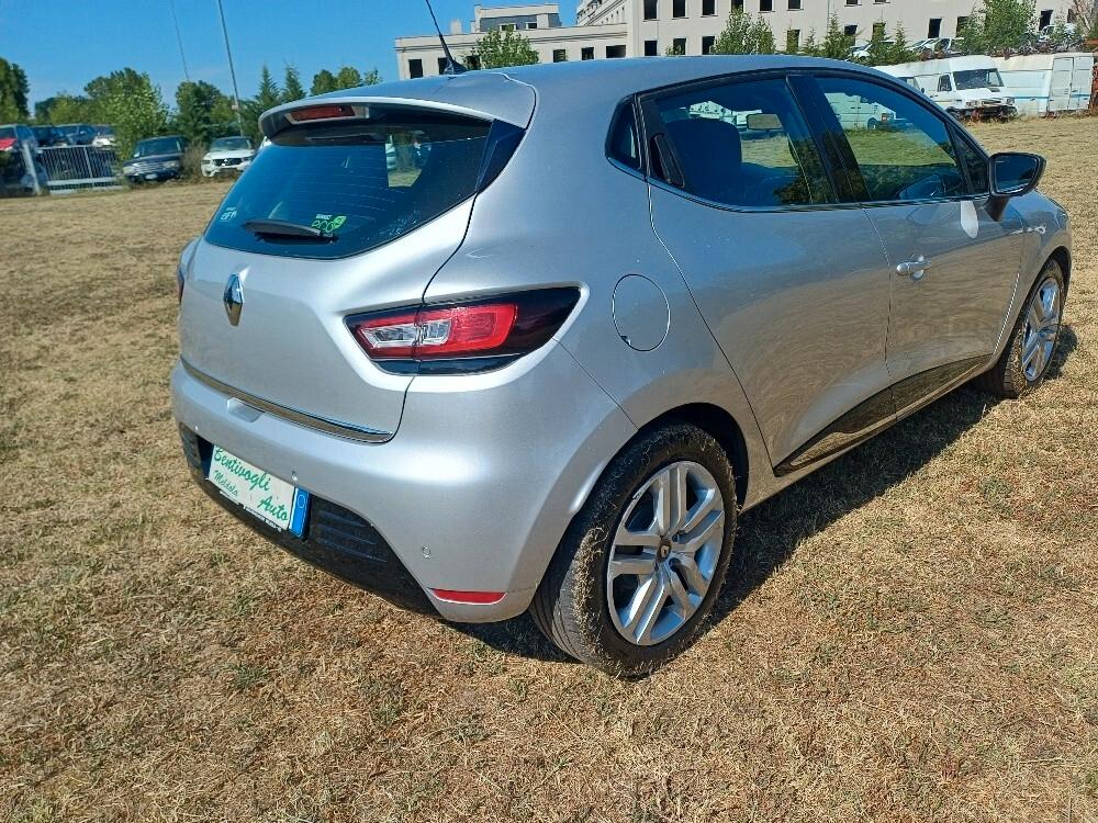 Renault Clio dCi 8V 75 CV 5 porte Moschino Zen