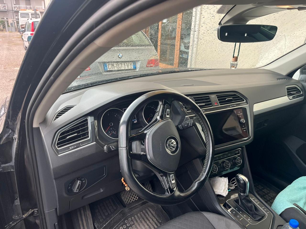 Volkswagen Tiguan 2.0 TDI SCR DSG 4MOTION Business BMT