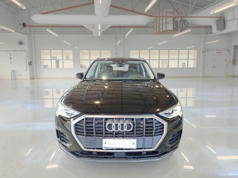 AUDI Q3 45 TFSI e S tronic Business